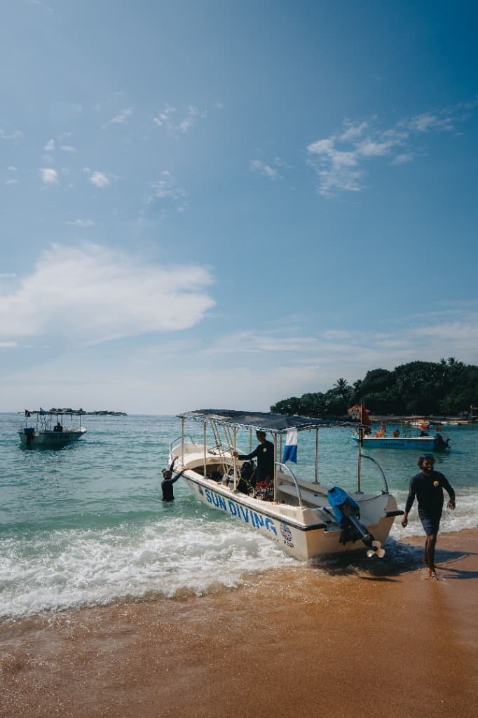 Sri Lanka Tourist Visa Assistance - Curatrix Private Limited